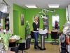 Friseurin Nicole Jäger hat sich in ihrem Salon auf Festfrisuren spezialisiert