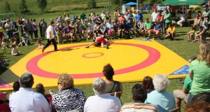 Ringkampf bei der Salatkirmes in Mohlsdorf