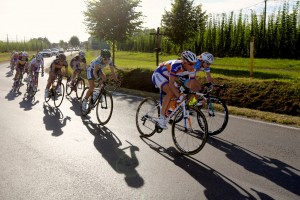 26. Internationale Thüringen Rundfahrt der Frauen - 19.07.2013 - Rund um Altenburg - Die Spitzengruppe hinter Monstab in den Hopfenfeldern Foto: cyclingpictures.de F.u.S.Schaaf GbR