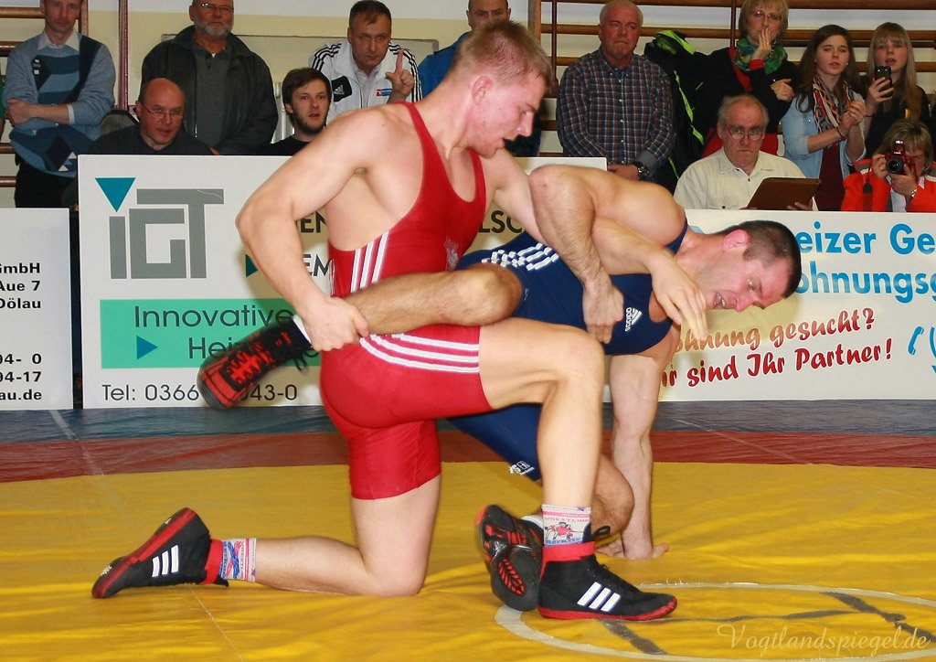 Patryk Dublinowski, RSV Rotation Greiz gegen Stefan Bonev, KSV Pausa