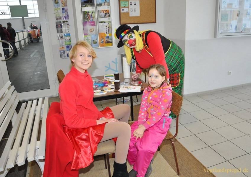 Eissportfläche Greiz lädt zum Kinderfasching ein