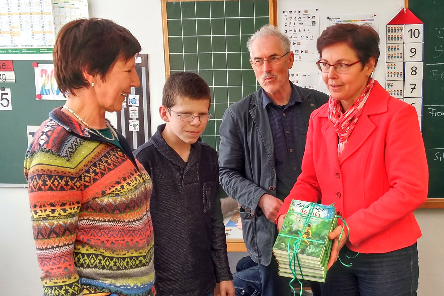 Finanzministerin Heike Taubert (SPD) besuchte Obergrochlitzer Carolinenschule